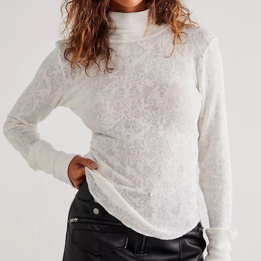 Free People XS Intimately “You and I” Floral Turtleneck Ivory Crème